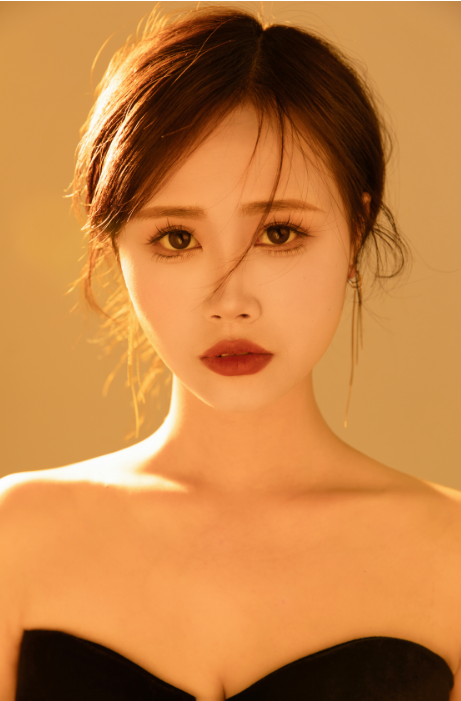 HUANG HANGJIE 黄杭婕