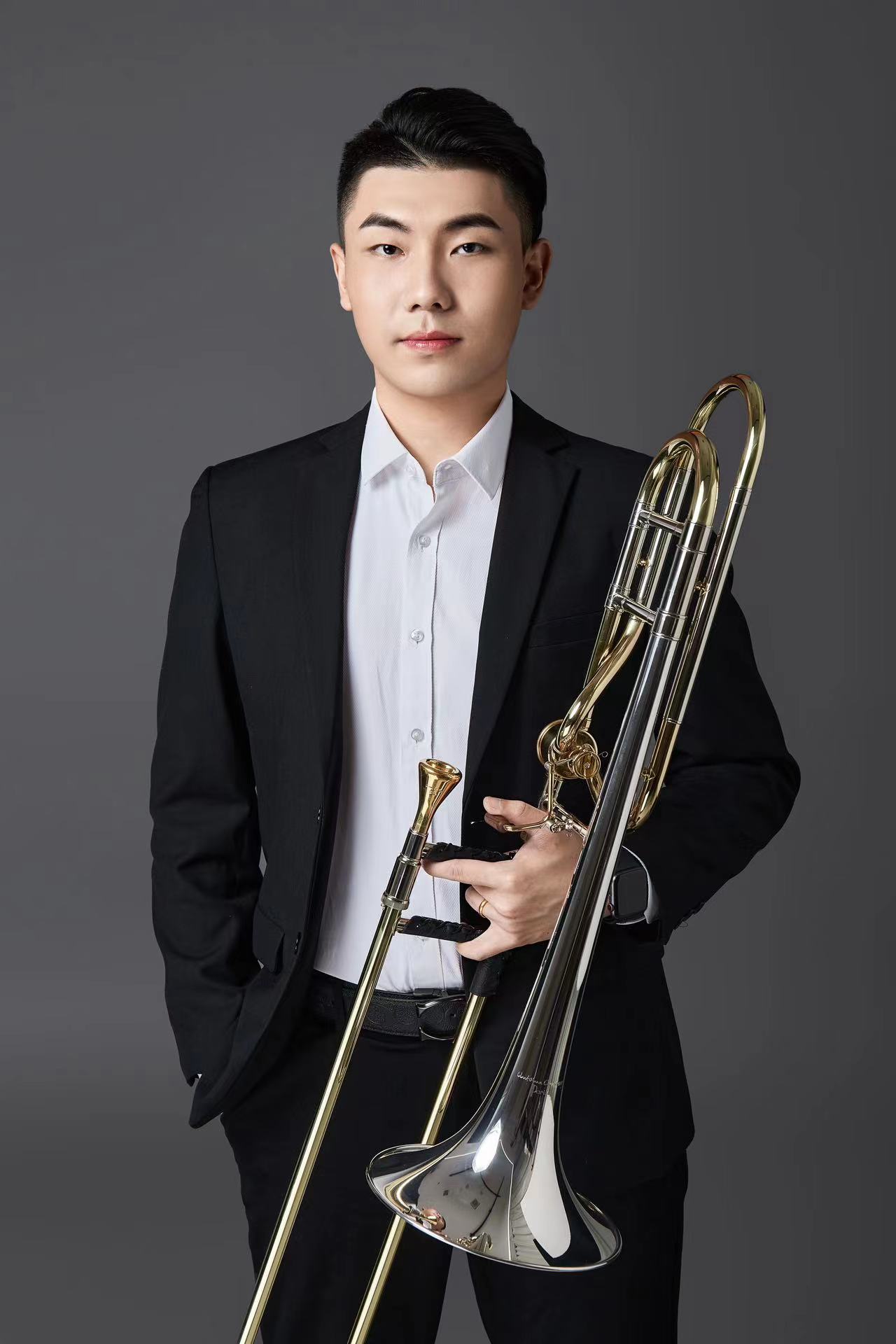 Ma yiming  马伊明