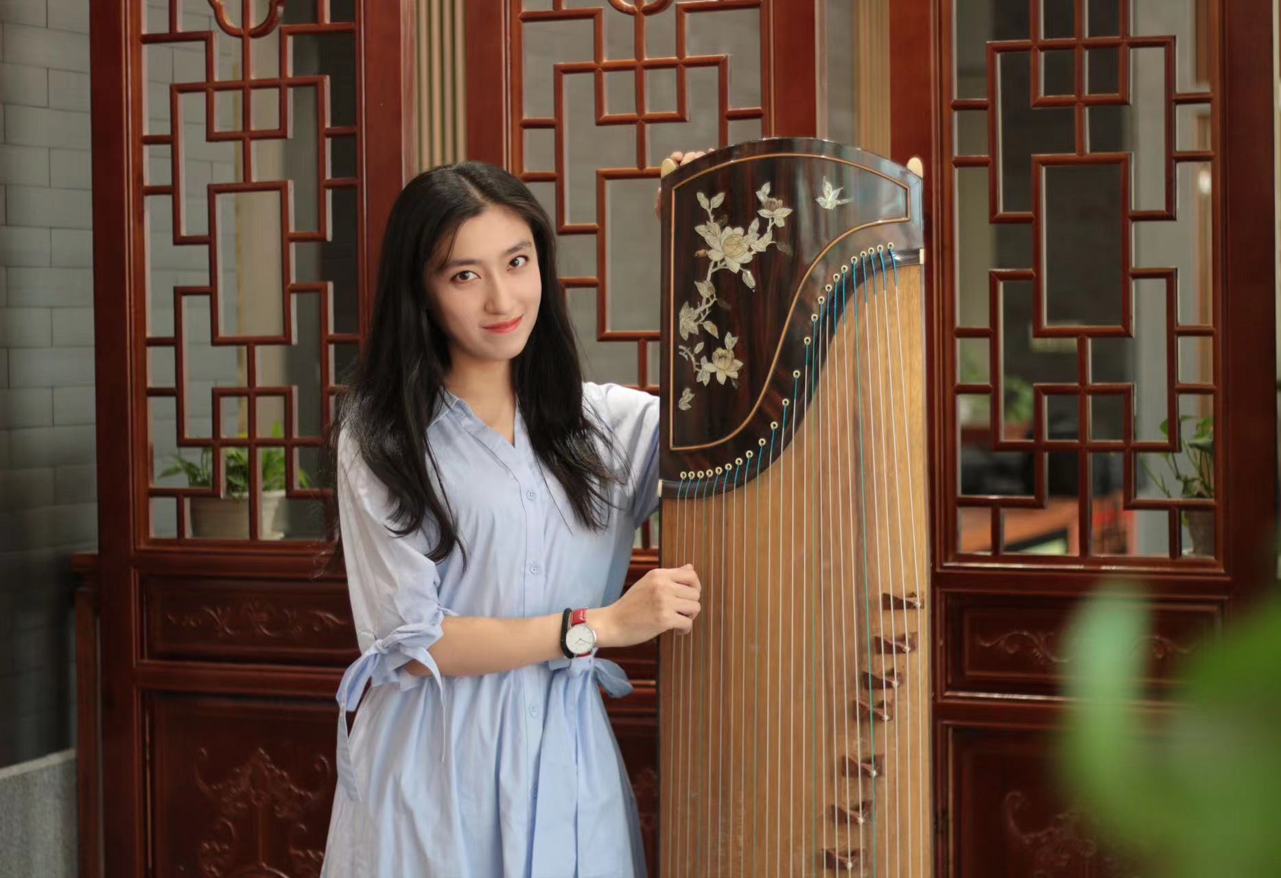 LI TIAN 李甜